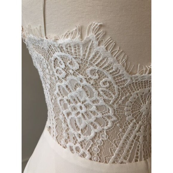 Scout by Sarah Seven Golden Wedding Gown Size 8 - Picture 6 of 11